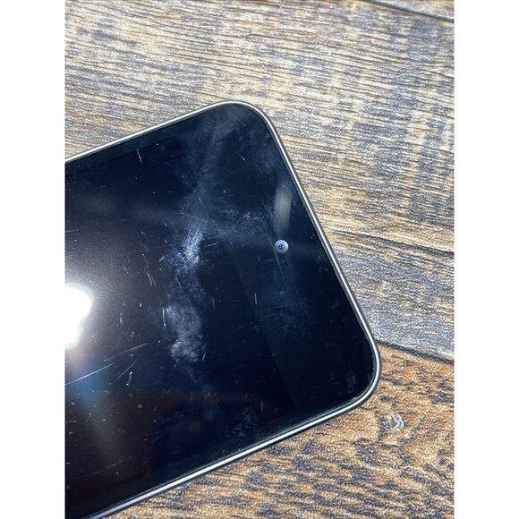 Apple iPod Touch 5th Generation 16GB Gray Model:A1421 Bundle W/ Cable & Adapter - Picture 4 of 7